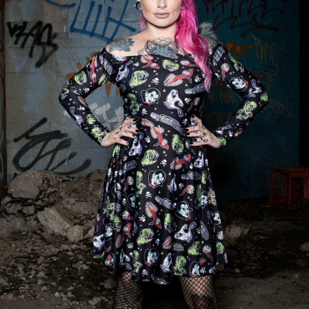 SOURPUSS Ghastly Ghouls Off Shoulder Dress - sz MEDIUM